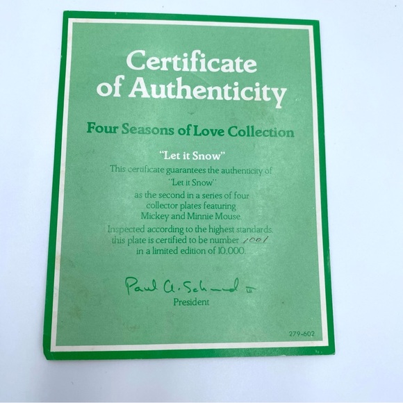 Vintage Schmid Four Seasons Of Love Let It Snow Mickey & Minnie Collector Plate - Picture 10 of 10